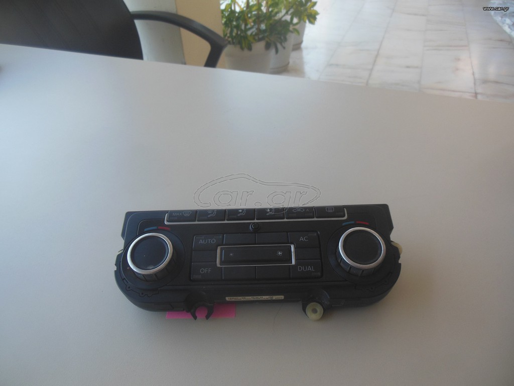 ΧΕΙΡΙΣΤΗΡΙΟ ΚΑΛΟΡΙΦΕΡ MOD VW GOLF 2009-2013 (5K0907044 AJ)