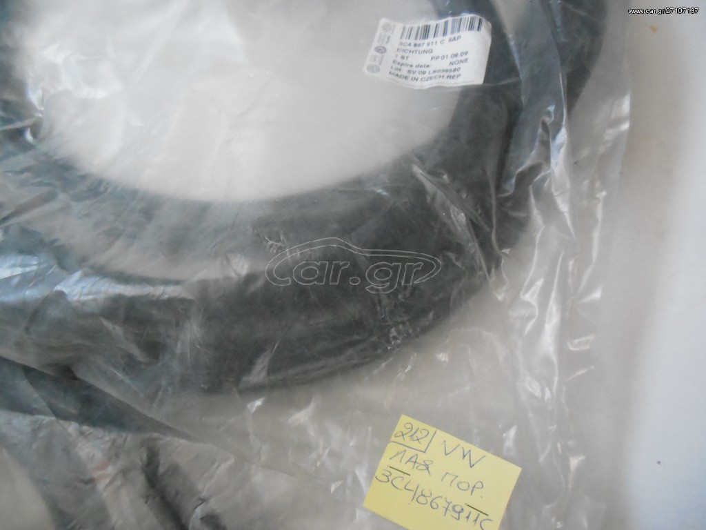 DOOR RUBBER GENUINE NEW VW PASSAT 2006+