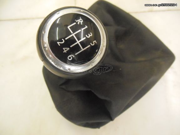 AUDI A3-VW GOF GEAR KNOB USED ORIGINAL (6 SPEED)MOD '04-'10